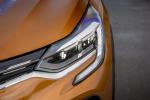 Renault Captur Iconic 2019 года (UK)
